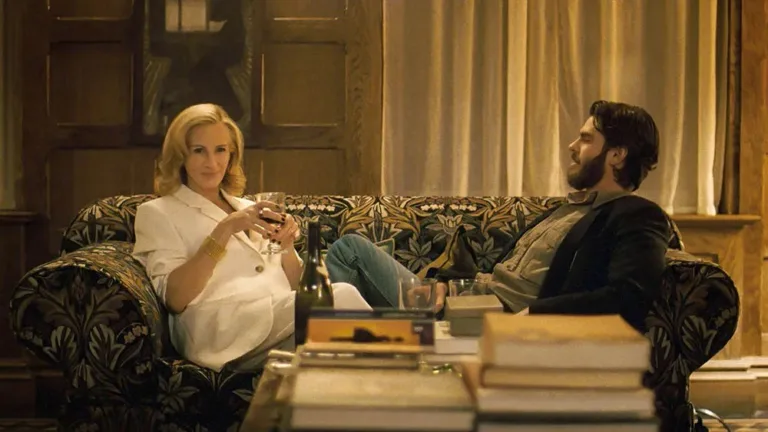 8216-after-the-hunt-8217-what-the-critics-are-saying-about-luca-guadagnino-8217-s-cancel-culture-thriller-starring-julia-roberts-thumb