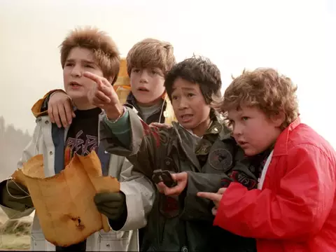 goonies-2-roteirista-atualiza-situao-do-filme-direo-certa-thumb