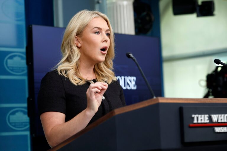 karoline-leavitt-makes-hilarious-mistake-while-defending-bullshit-on-covid-vaccines-thumb