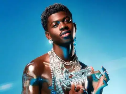 lil-nas-x-acusado-de-quatro-crimes-aps-priso-na-semana-passada-thumb