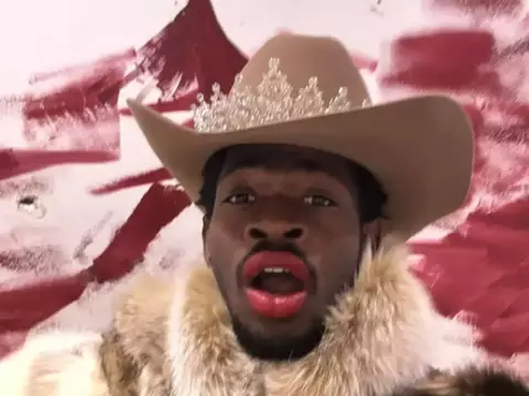 lil-nas-x-desabafa-aps-sair-da-priso-vou-ficar-bem-thumb