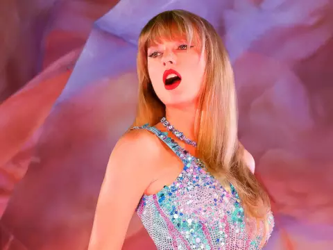taylor-swift-anuncia-seu-novo-disco-the-life-of-a-showgirl-veja-data-thumb