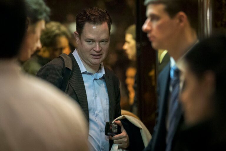 the-cdc-8217-s-new-acting-director-is-a-peter-thiel-pal-and-a-total-nightmare-thumb